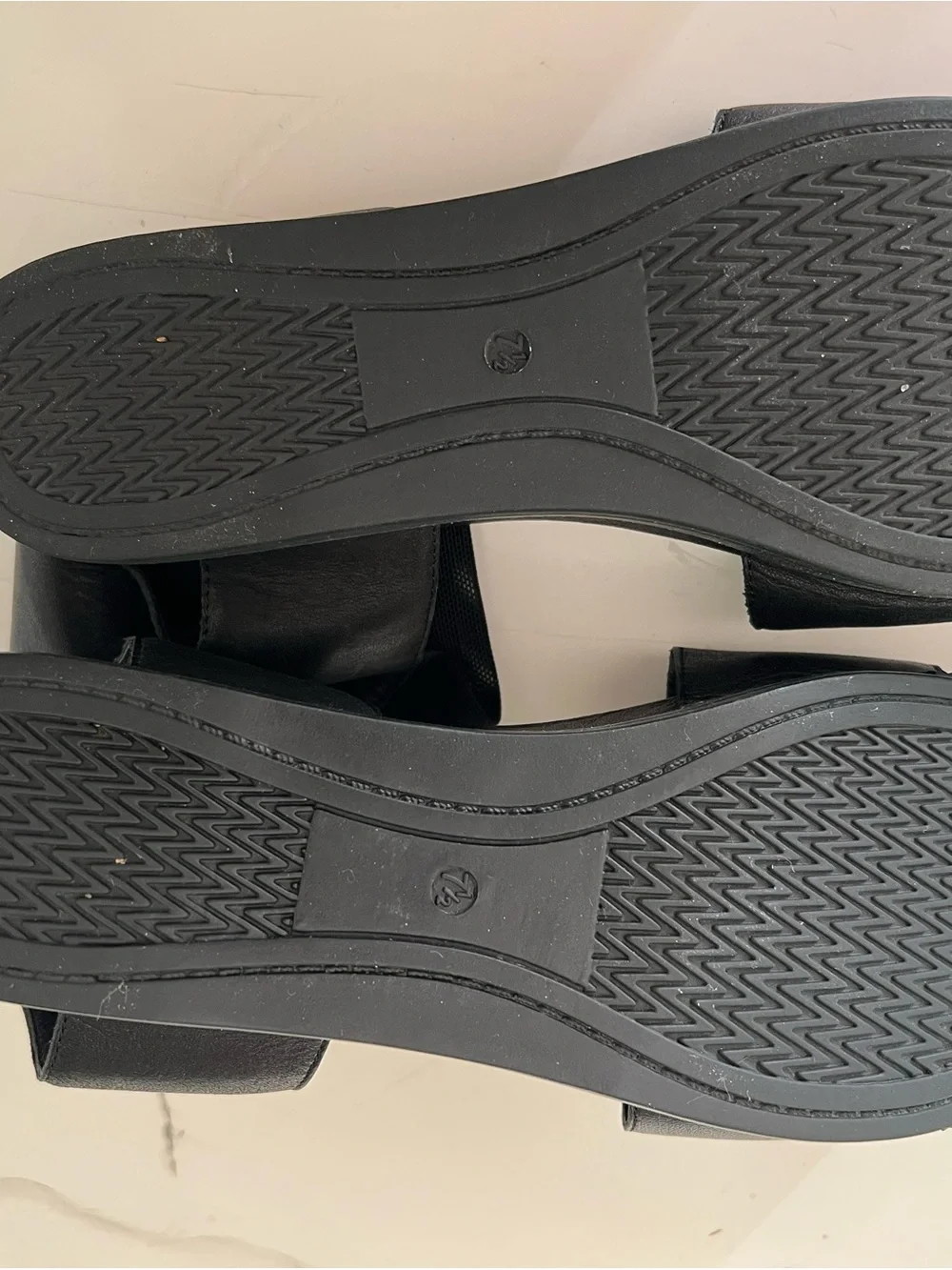 Eileen Fisher Women’s Sandals with Adjustable Strap size 7.5